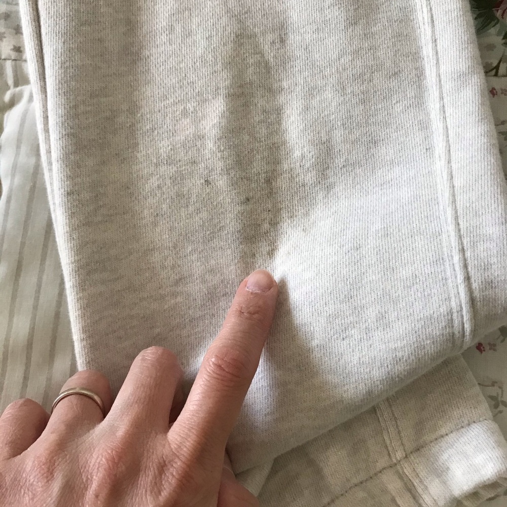 AE sweatpants - Picture 2 of 4